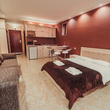 Apart Hotel Orbi Батуми Экстерьер фото