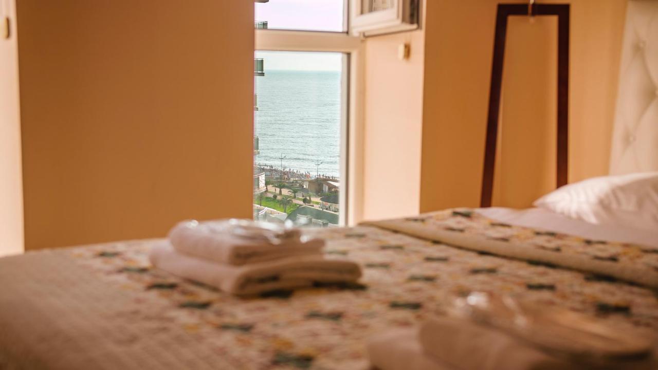 Apart Hotel Orbi Батуми Экстерьер фото