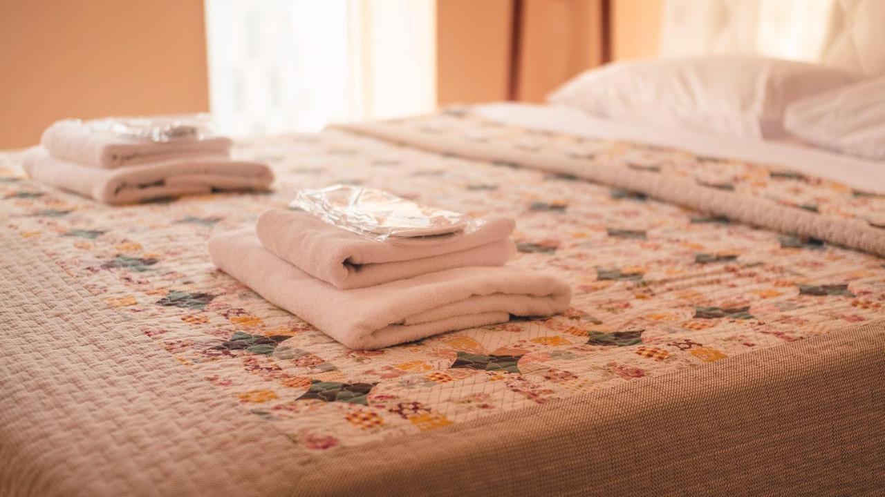 Apart Hotel Orbi Батуми Экстерьер фото